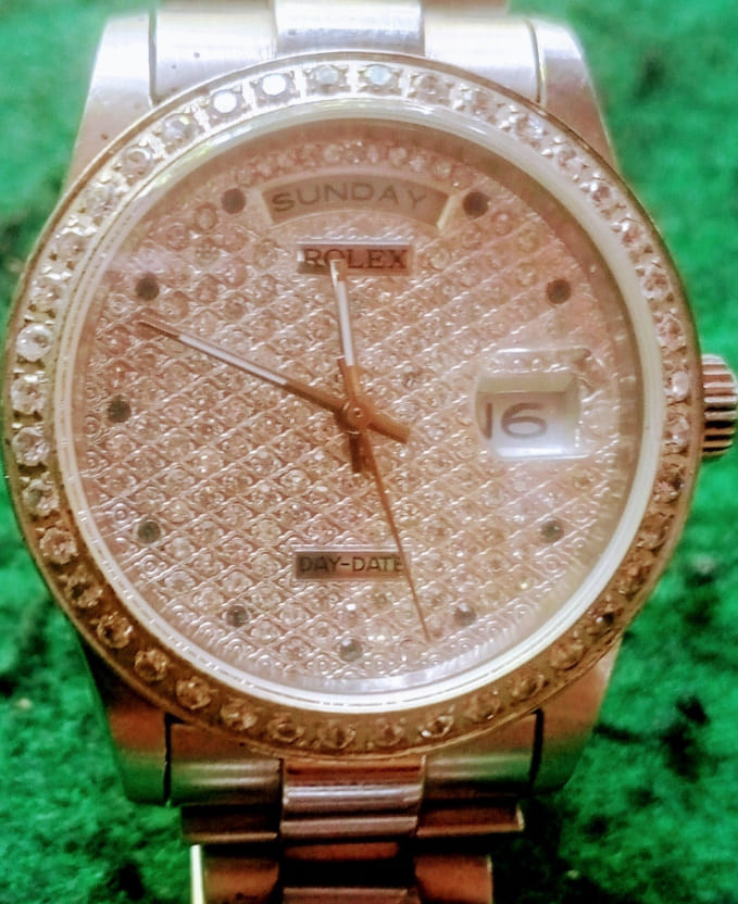 produk Jam tangan rolek