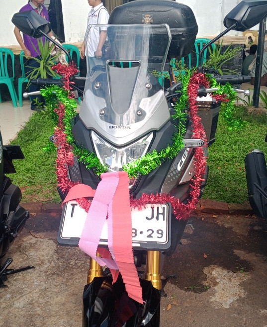 produk Motor  CB 160X